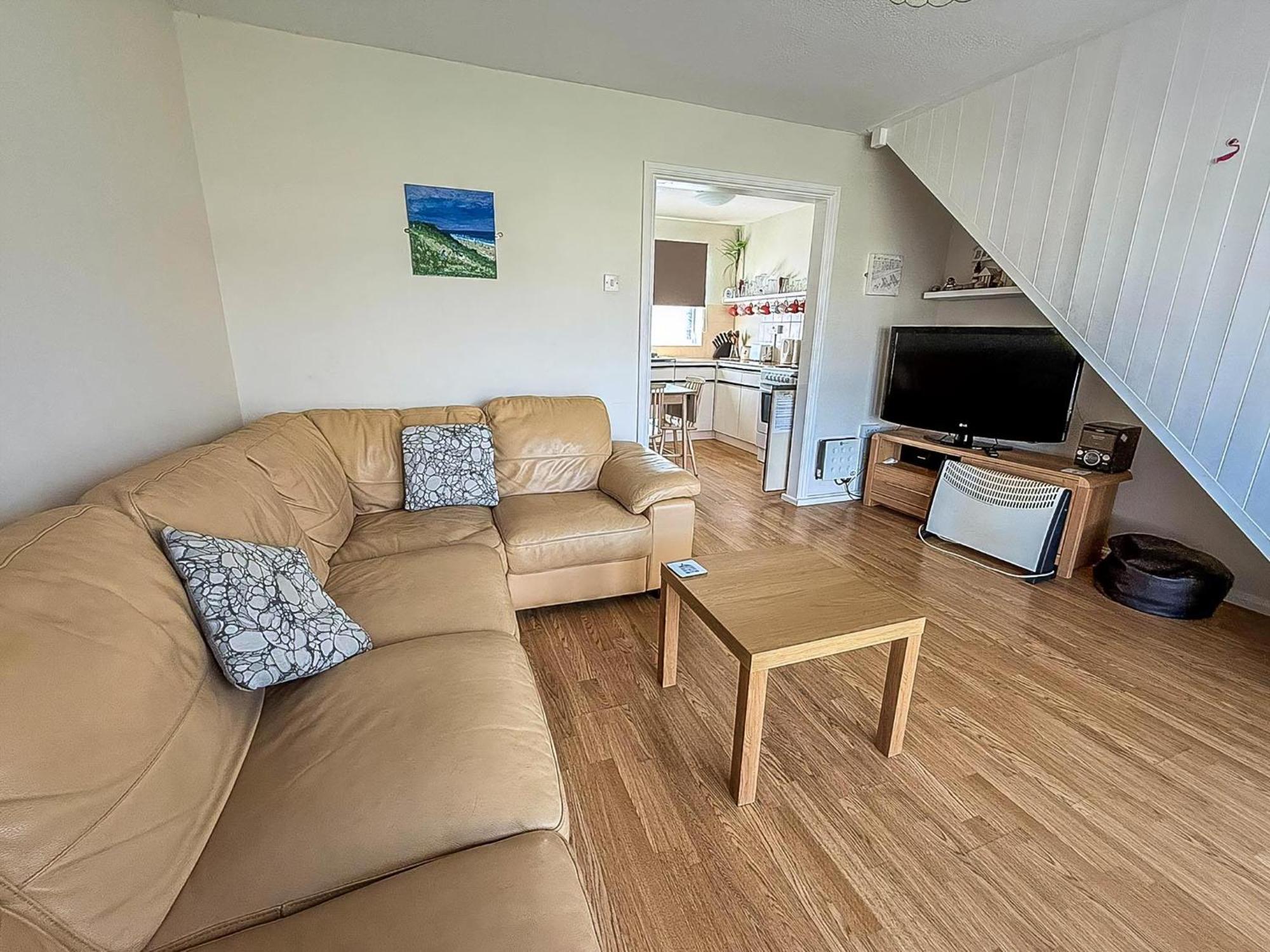 Great 3 Bedroom Chalet To Hire With In Hemsby, Great Seaside Break! Ref 18194B Екстер'єр фото